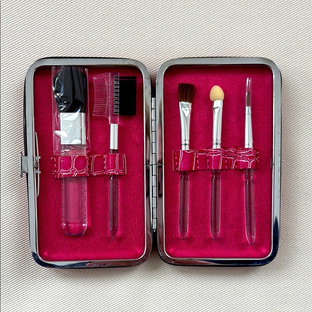 NWOT Pink Makeup Brush Set with Case